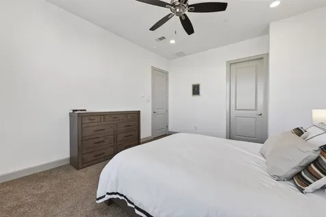 1621 Rosewood Street Houston TX 77004