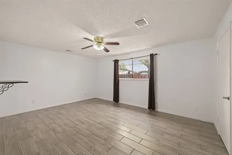 11331 Oakcenter Drive Houston TX 77072