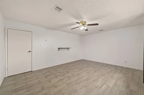 11331 Oakcenter Drive Houston TX 77072