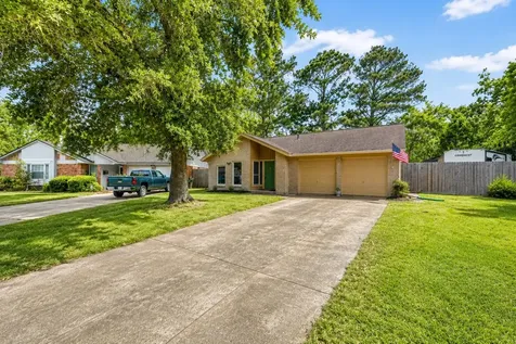 5705 Woodville Lane Pearland TX 77584