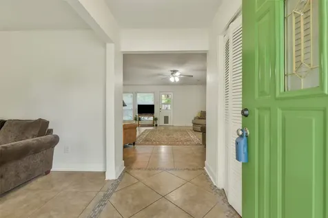 5705 Woodville Lane Pearland TX 77584
