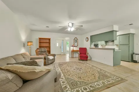 5705 Woodville Lane Pearland TX 77584