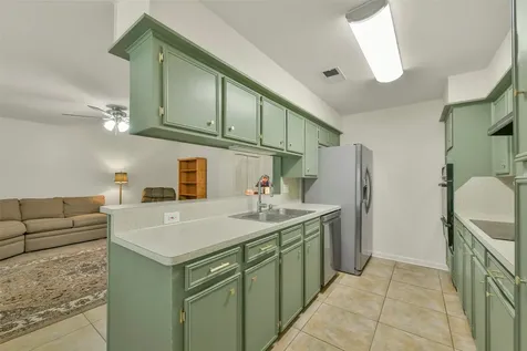 5705 Woodville Lane Pearland TX 77584