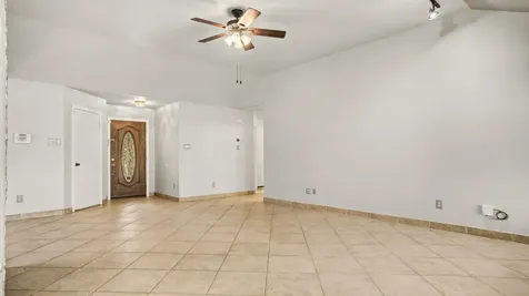 718 Fairfield Avenue La Porte TX 77571