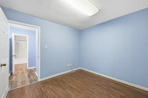955 Green Meadow Street Beaumont TX 77706