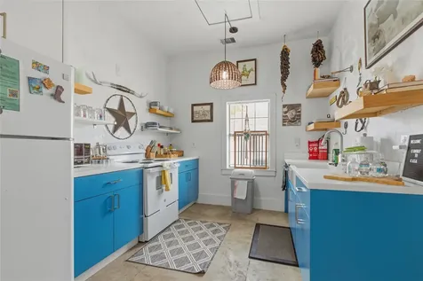 3327 Ursuline Street Galveston TX 77550