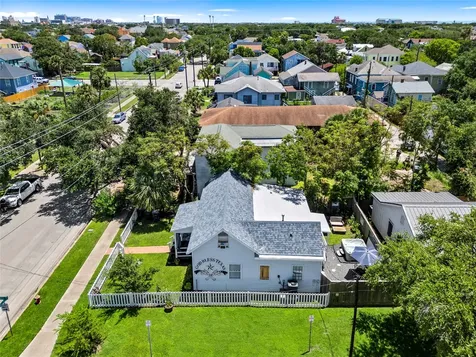 3327 Ursuline Street Galveston TX 77550