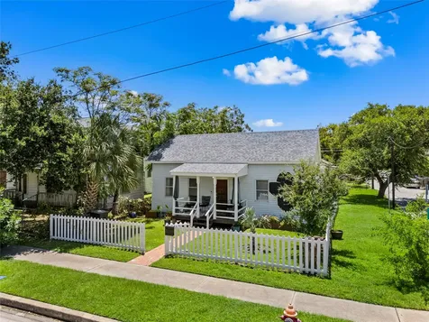 3327 Ursuline Street Galveston TX 77550