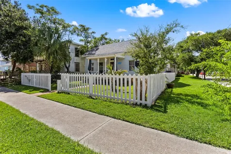 3327 Ursuline Street Galveston TX 77550