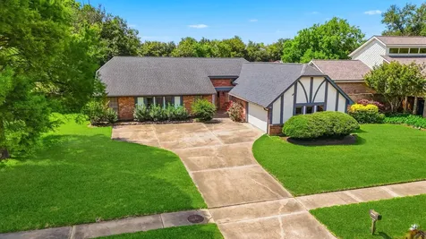 3931 Pleasant Valley Drive Missouri City TX 77459