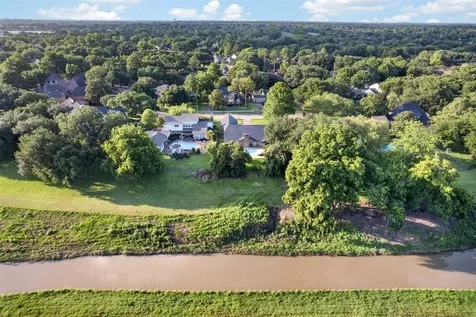 3931 Pleasant Valley Drive Missouri City TX 77459