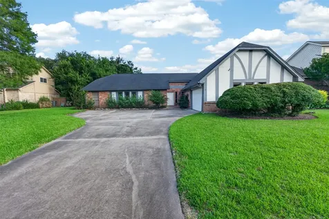 3931 Pleasant Valley Drive Missouri City TX 77459