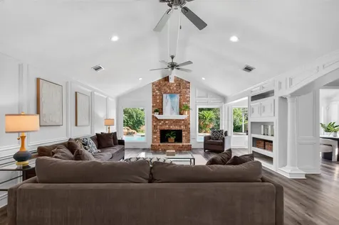 3931 Pleasant Valley Drive Missouri City TX 77459
