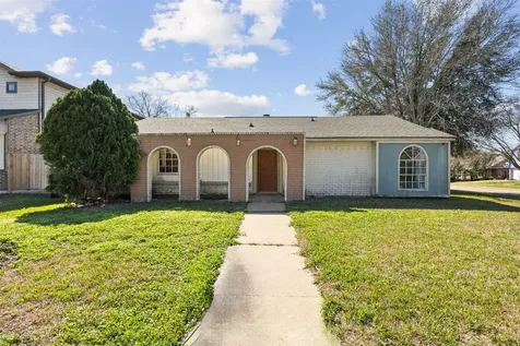 6715 Rowell Court Houston TX 77489