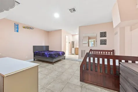 6715 Rowell Court Houston TX 77489