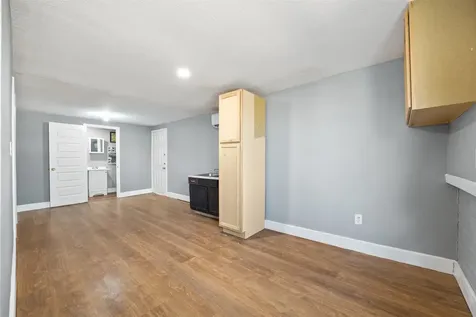 6715 Rowell Court Houston TX 77489