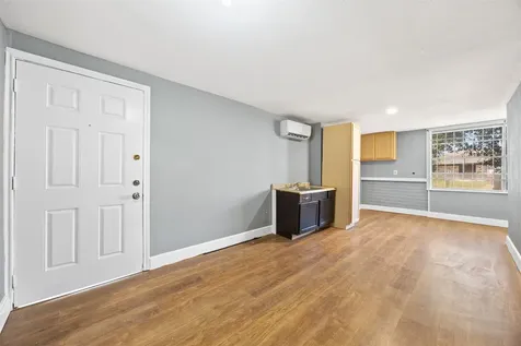 6715 Rowell Court Houston TX 77489