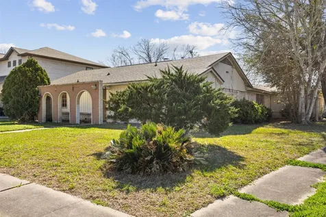 6715 Rowell Court Houston TX 77489