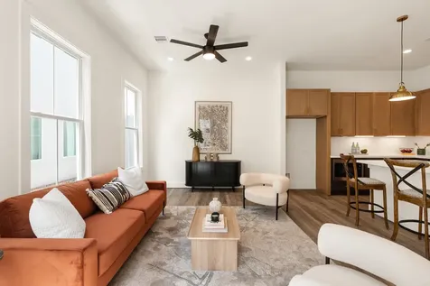 1138 W 16th Street Houston TX 77008