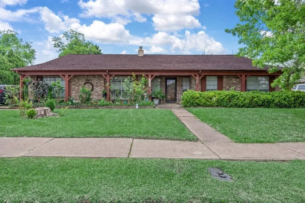 13909 Plantation Valley Drive Houston TX 77083