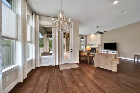 305 Mallory Court Montgomery TX 77316