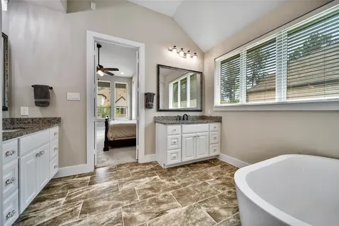 305 Mallory Court Montgomery TX 77316