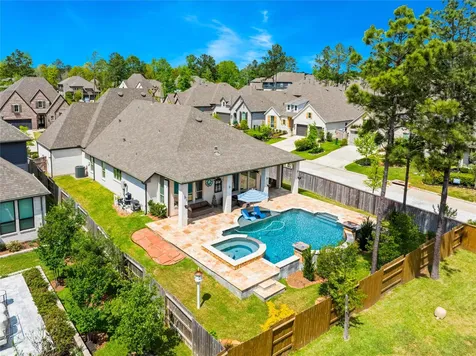 305 Mallory Court Montgomery TX 77316