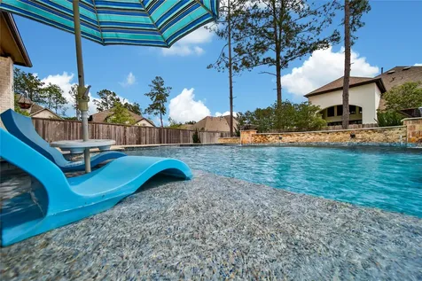 305 Mallory Court Montgomery TX 77316