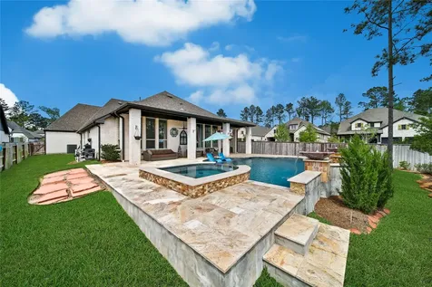 305 Mallory Court Montgomery TX 77316