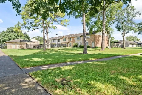 3836 Laura Leigh Drive Friendswood TX 77546