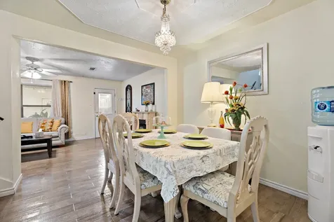 3836 Laura Leigh Drive Friendswood TX 77546