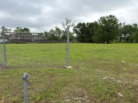 330 Victoria Drive Houston TX 77022