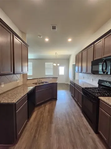 11318 Cora Lane Willis TX 77318