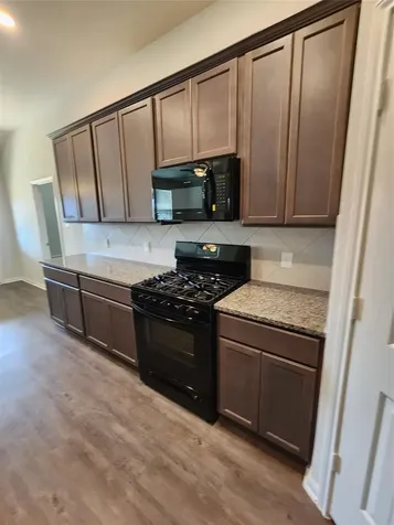 11318 Cora Lane Willis TX 77318
