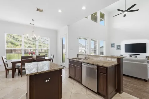 32 Waterford Way Montgomery TX 77356