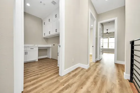 127 E 38th Street Houston TX 77018