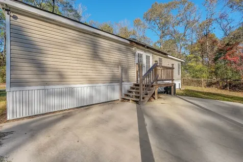 53 Pine Oak Lane Huntsville TX 77340