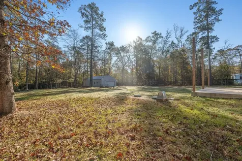 53 Pine Oak Lane Huntsville TX 77340