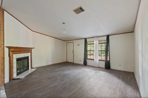 53 Pine Oak Lane Huntsville TX 77340
