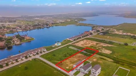 2445 103rd Street Galveston TX 77554