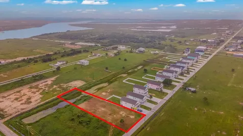 2445 103rd Street Galveston TX 77554
