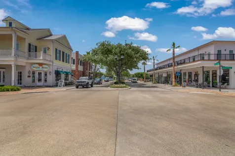 2445 103rd Street Galveston TX 77554