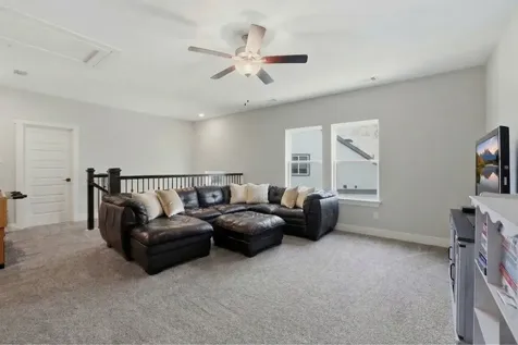 401 N Pilazzo Street Montgomery TX 77316