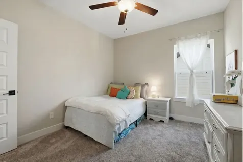 401 N Pilazzo Street Montgomery TX 77316