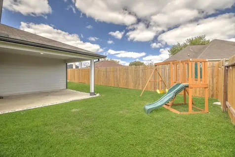 1228 Haverford Lane Dayton TX 77535