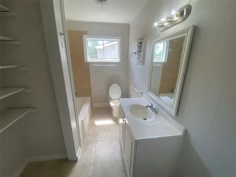 4220 Redwood Drive Beaumont TX 77703