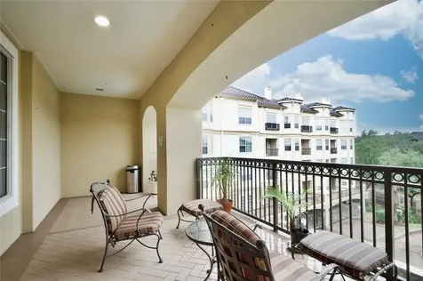 7575 Kirby Drive 1410 Houston TX 77030