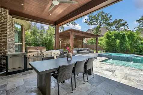 26 Mayapple Blossom Place Tomball TX 77375