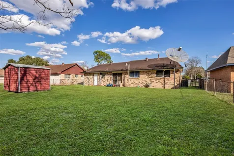 8823 Rutherford Lane Houston TX 77088