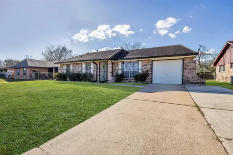 8823 Rutherford Lane Houston TX 77088